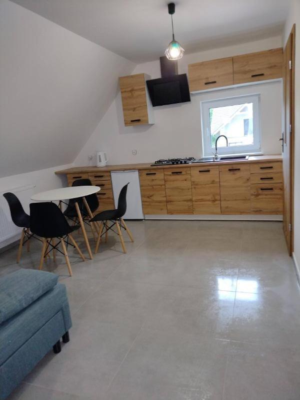 Apartamenty - Domek Bobrowe Zacisze 3 Janowice Wielkie Bagian luar foto